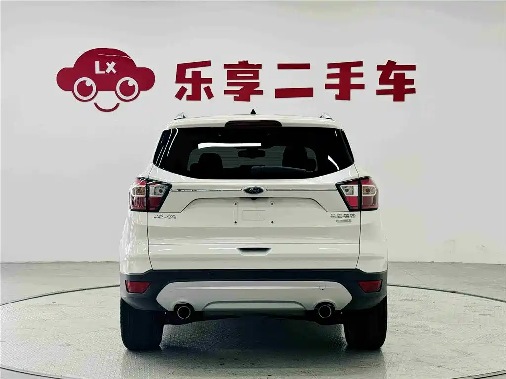 Ford Kuga 2017 — фото 4