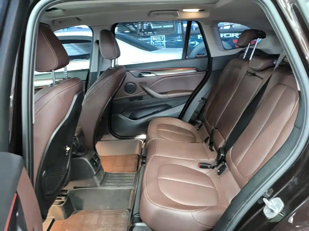 BMW X1 2019 — фото 17