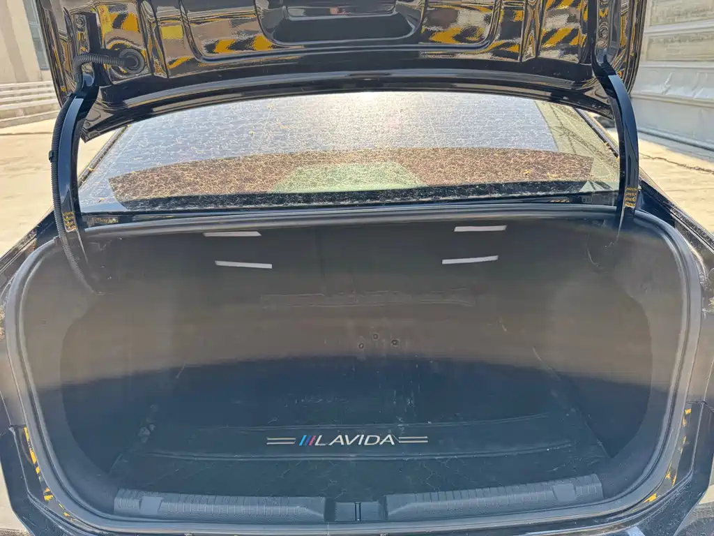 Volkswagen Lavida 2022