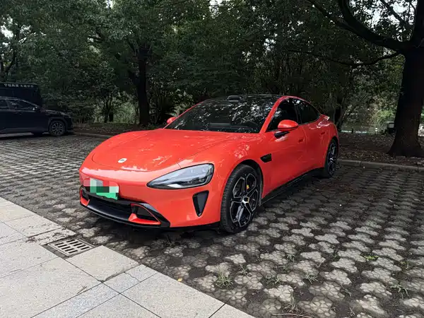 Xiaomi SU7 2025