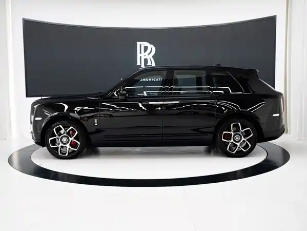 Rolls-Royce Cullinan 2021