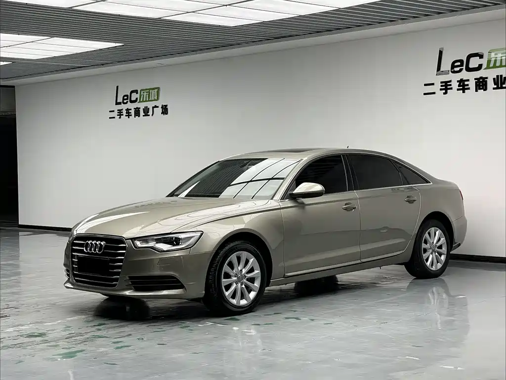 Audi A6L 2014 — фото 1
