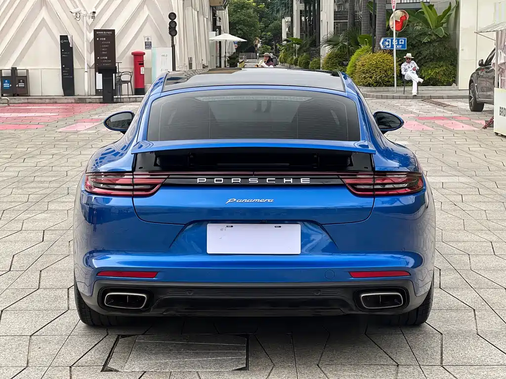 Porsche Panamera 2019 — фото 5