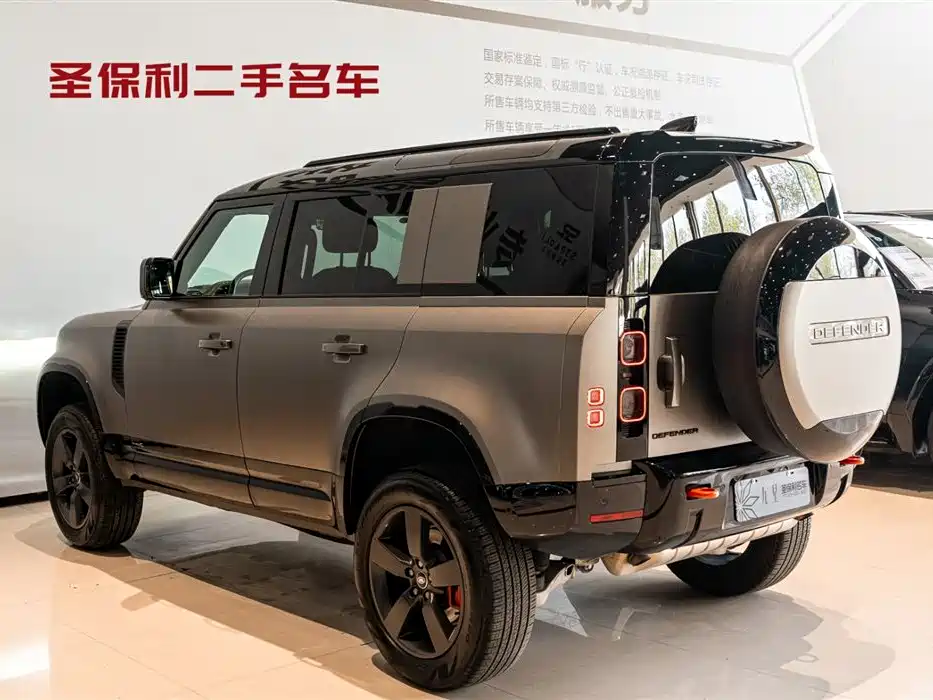 Land Rover Defender 2025 — фото 3