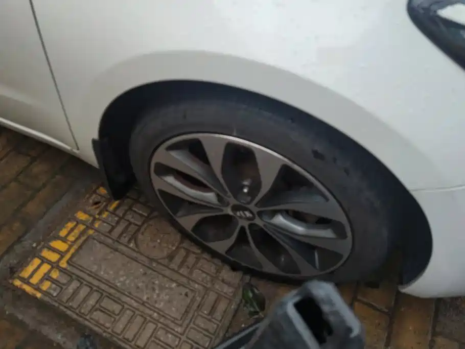 Kia K3 2017