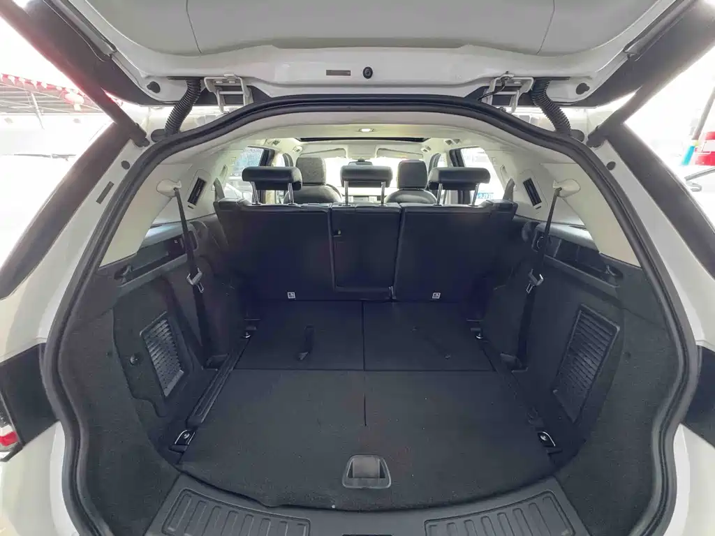 Land Rover Discovery Sport 2016 — фото 10