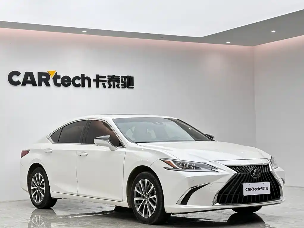 Lexus ES 2023 — фото 6