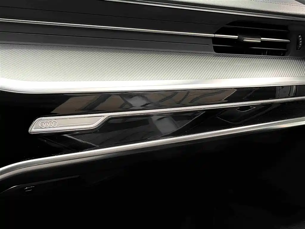Audi A6L 2024 — фото 10