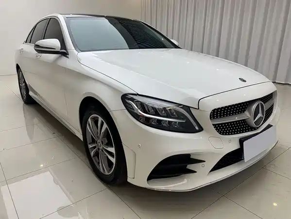Mercedes-Benz C-Class 2021