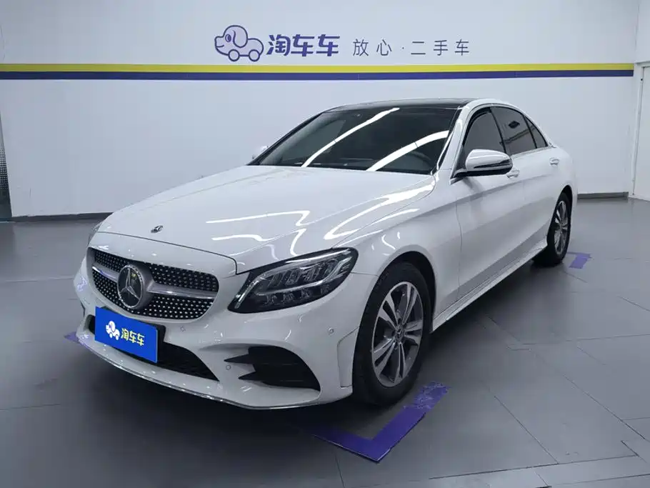 Mercedes-Benz C-Class 2021