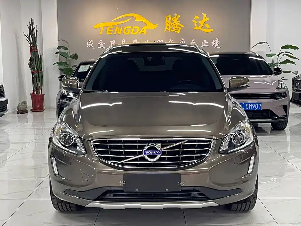 Volvo XC60 2016 — фото 2