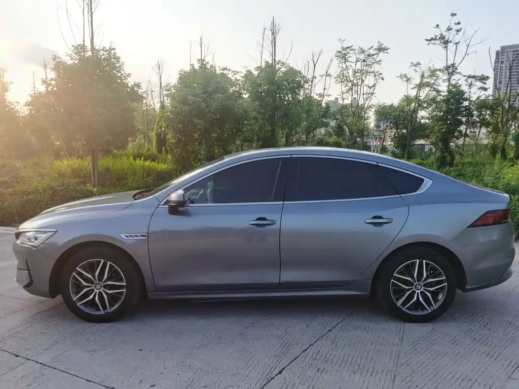 BYD Qin PLUS 2022