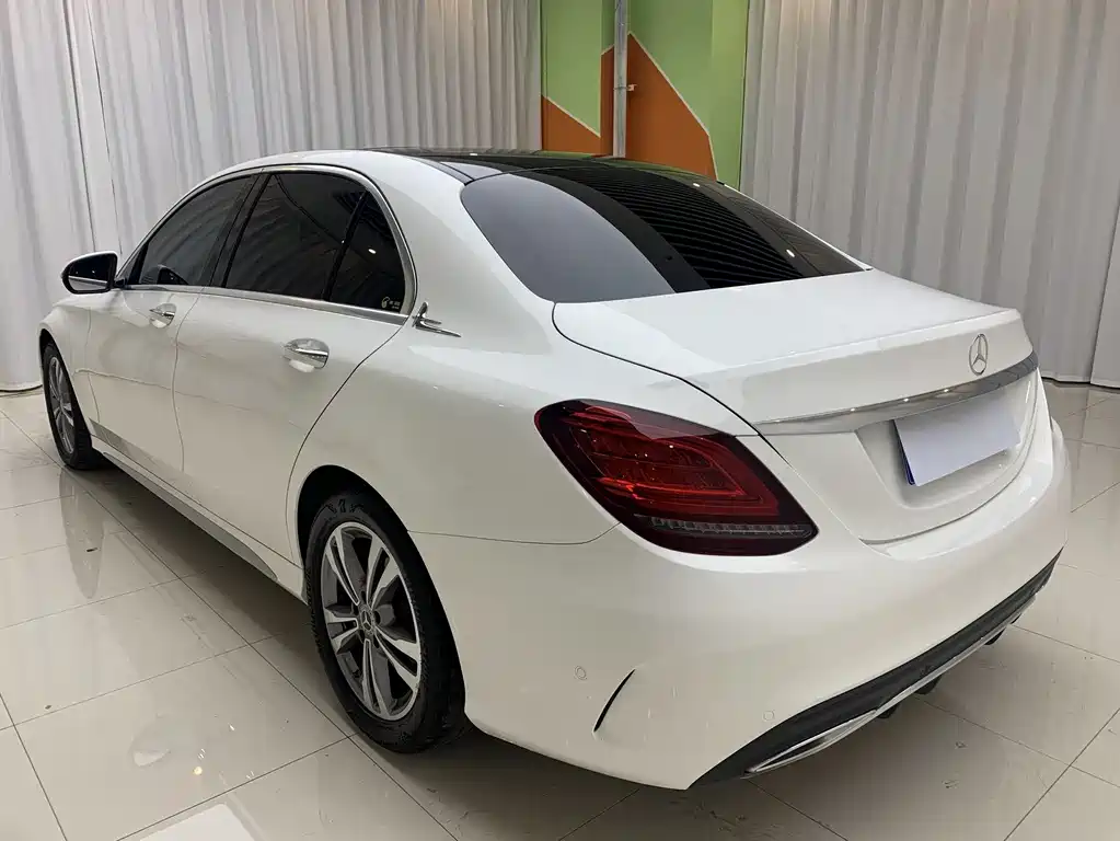 Mercedes-Benz C-Class 2021 — фото 16