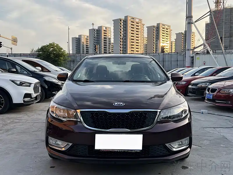Kia Forte 2014 — фото 2