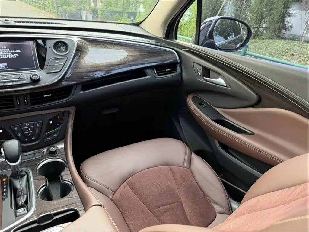 Buick Envision Plus 2017 — фото 4