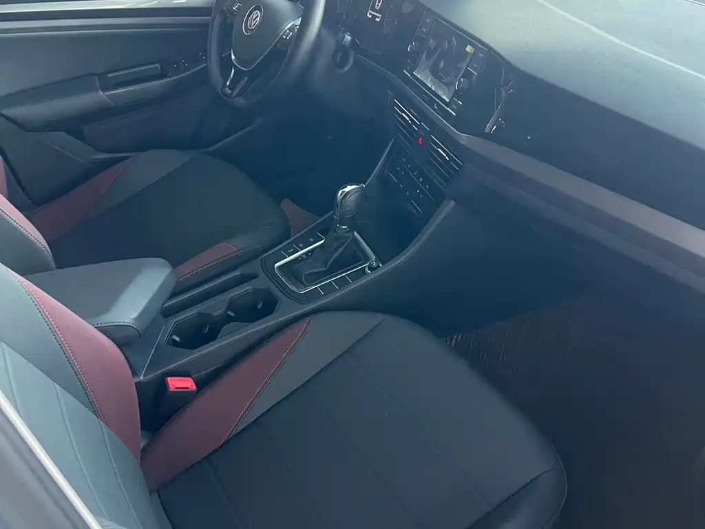 Volkswagen Bora 2021