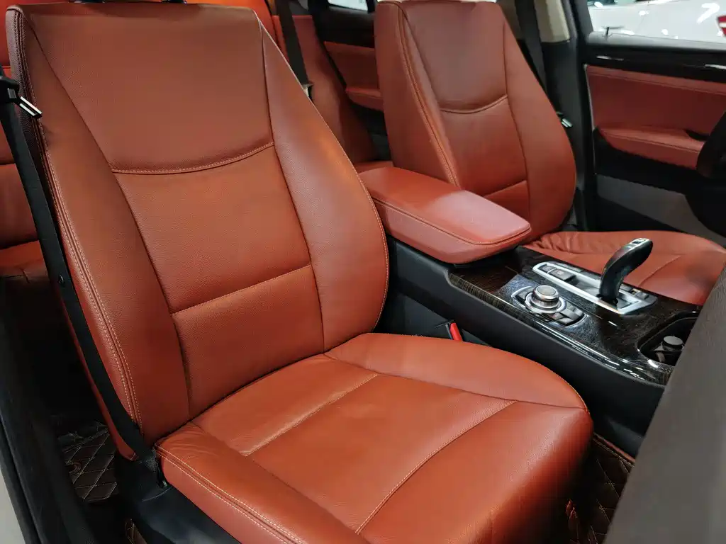 BMW X3 2014 — фото 18