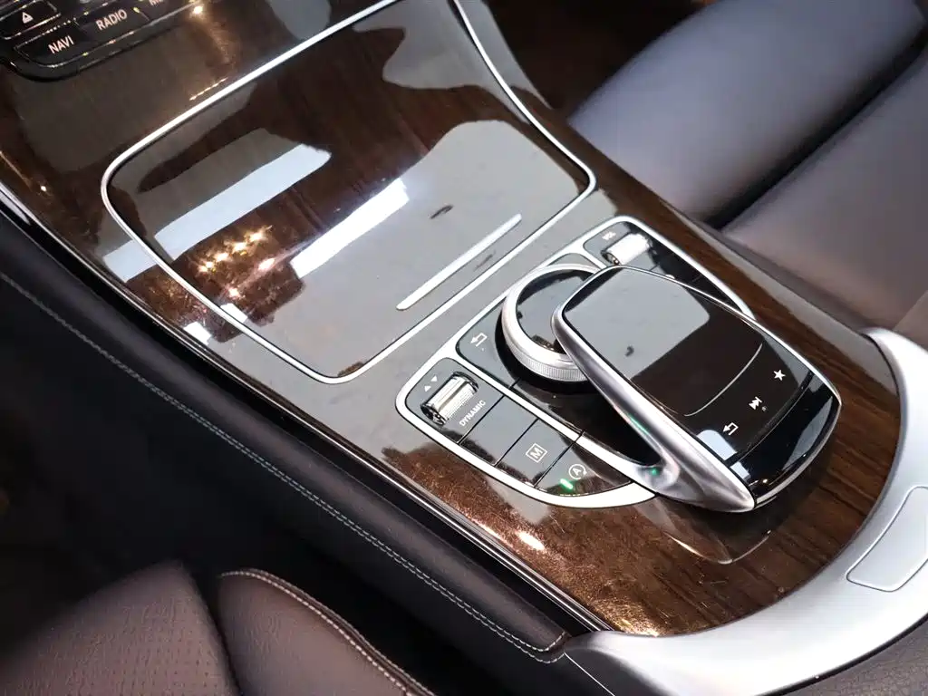 Mercedes-Benz GLC 2019 — фото 12