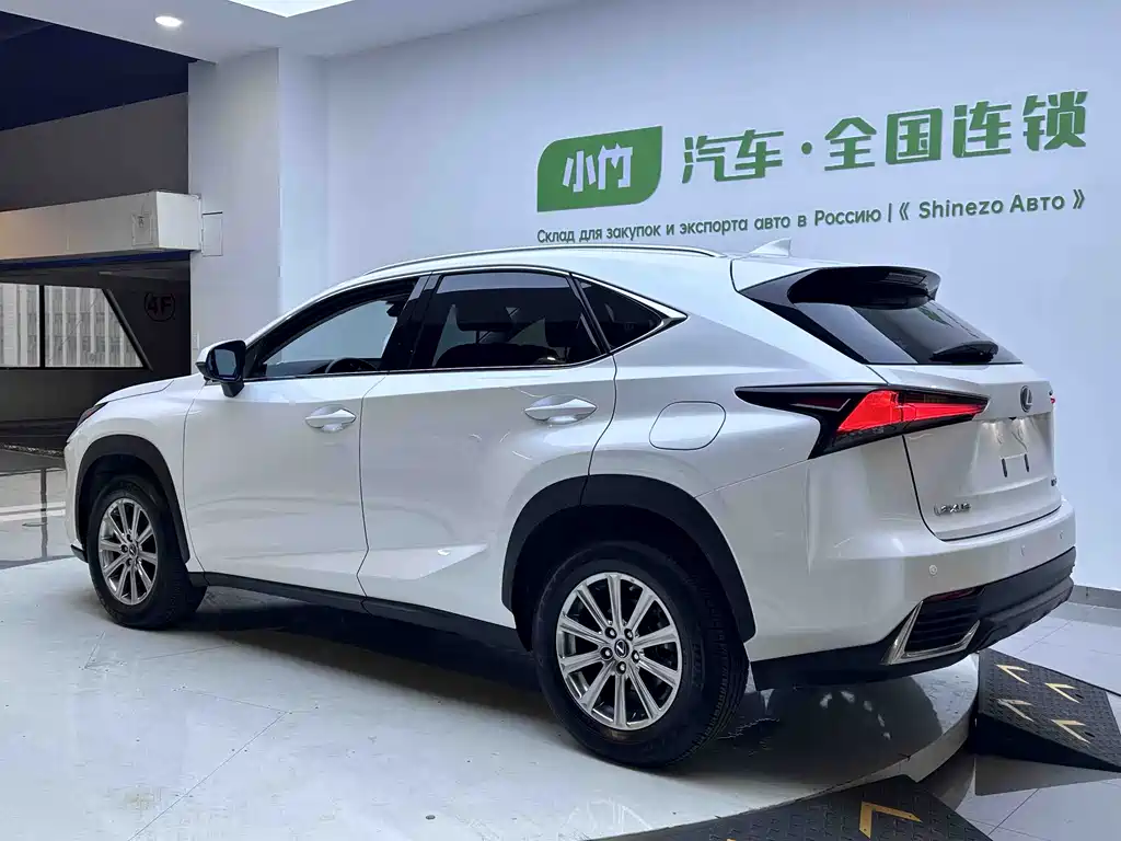 Lexus NX 2021 — фото 3