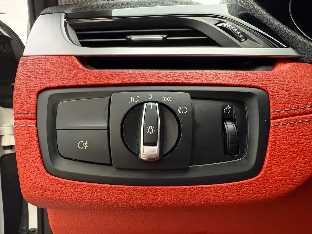 BMW X2 2023 — фото 17