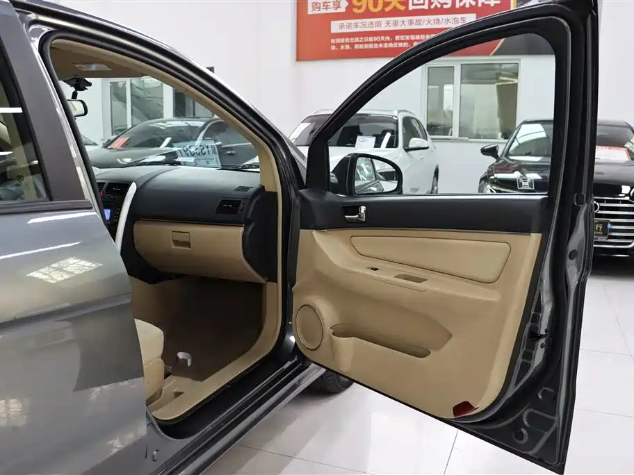 BAIC E-Series 2014 — фото 28