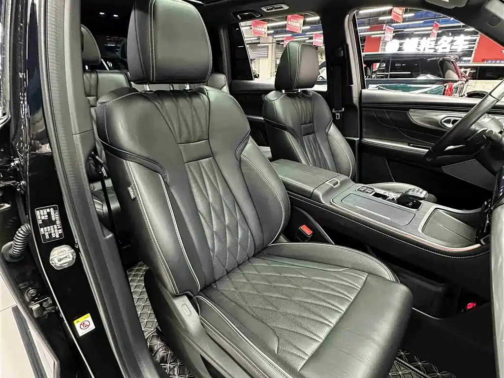 GAC Motor Trumpchi GS8 2023 — фото 29