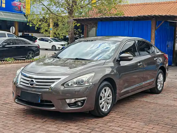 Nissan Teana 2013