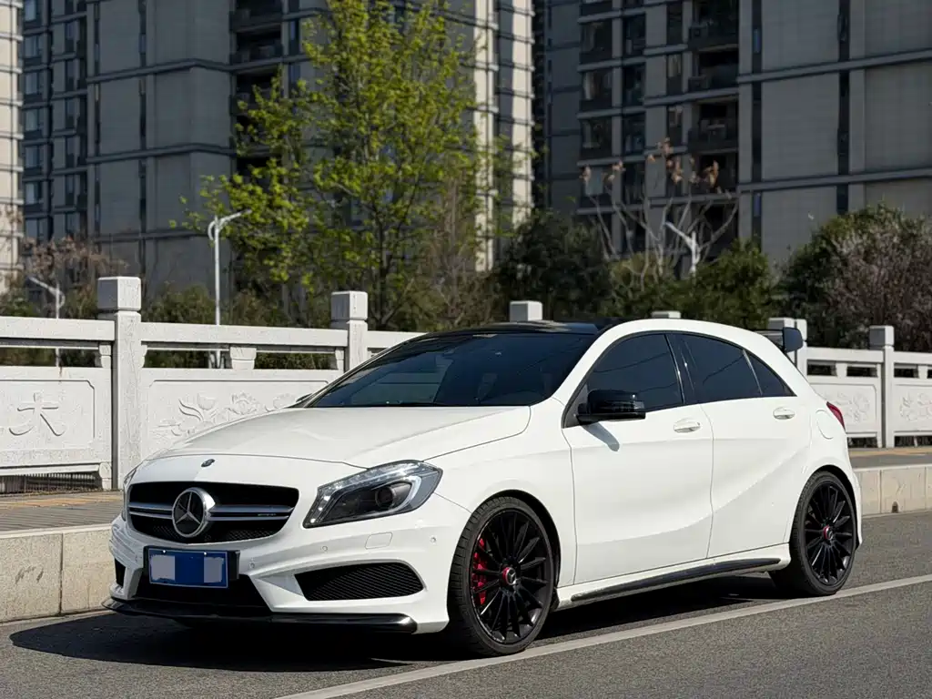 Mercedes-Benz A-Class AMG 2015
