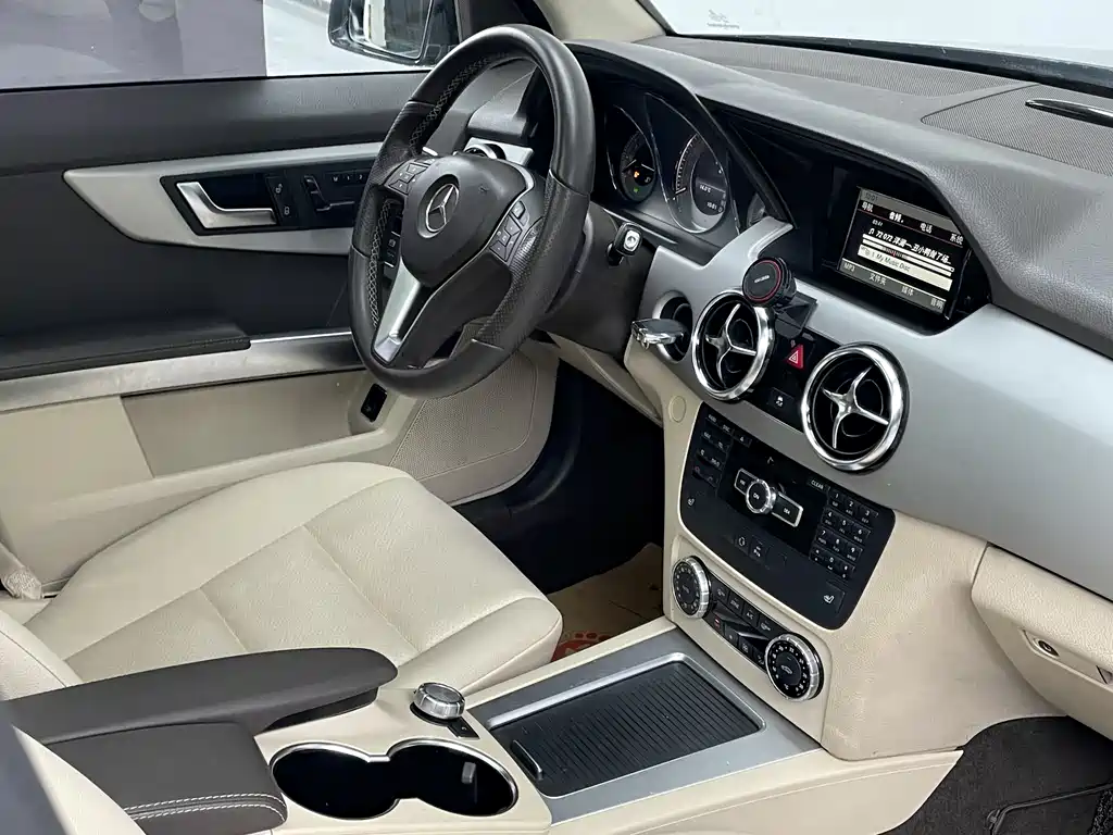 Mercedes-Benz GLK-Class 2014 — фото 17
