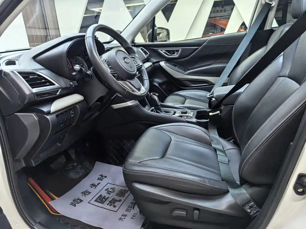 Subaru Forester 2022 — фото 20