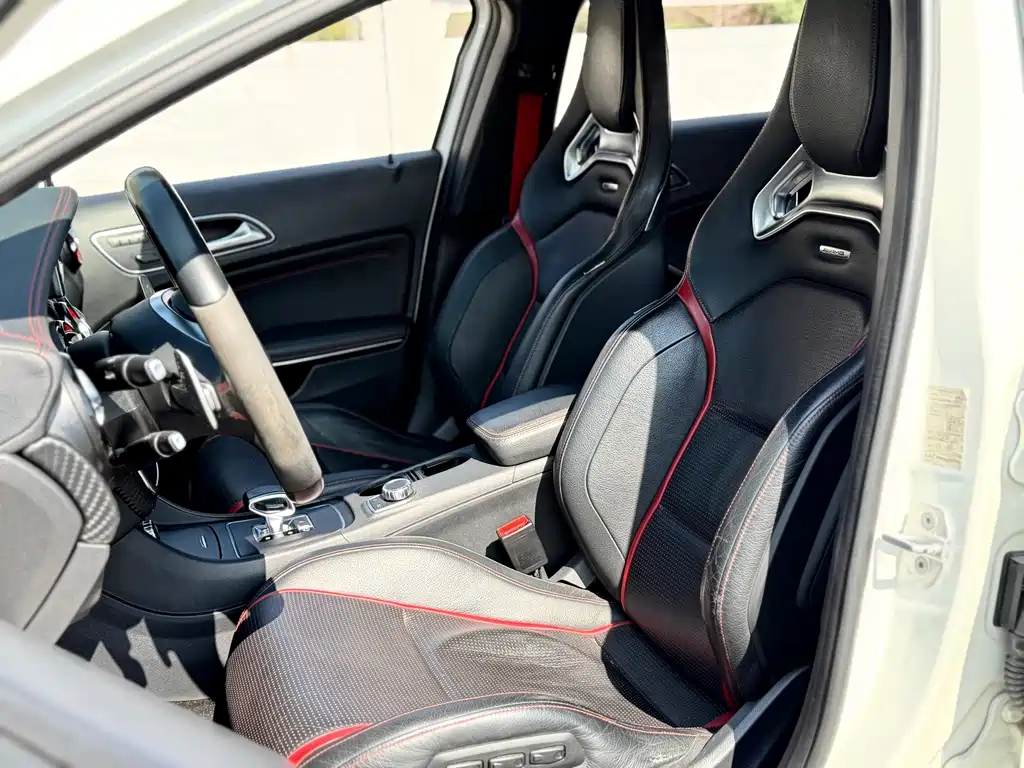Mercedes-Benz A-Class AMG 2015 — фото 5