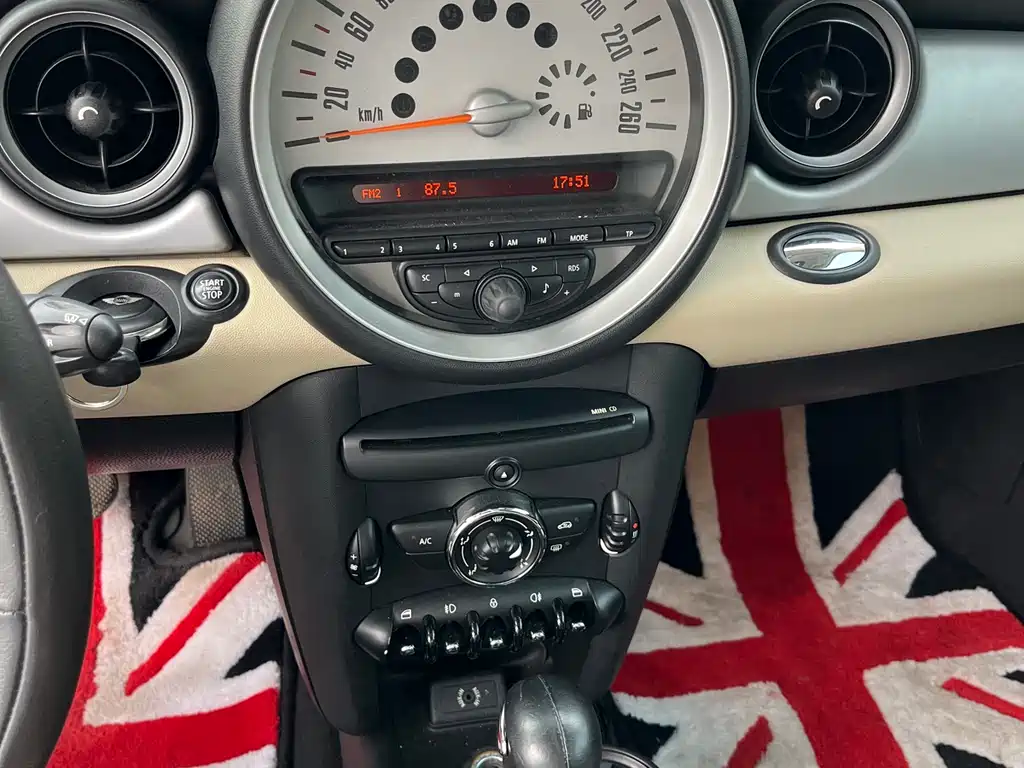 MINI MINI 2013