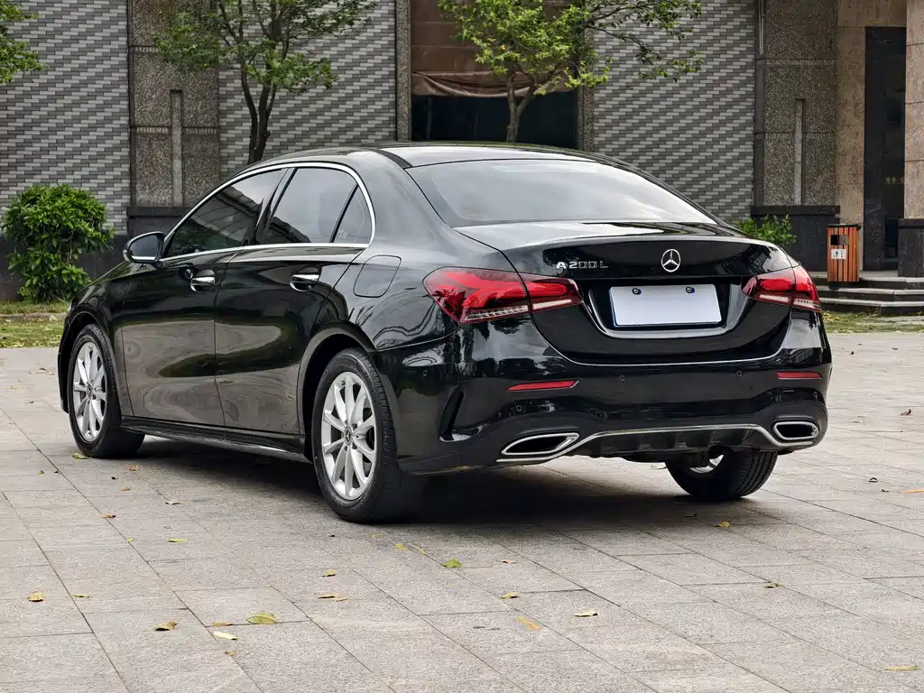 Mercedes-Benz A-Class 2021 — фото 18