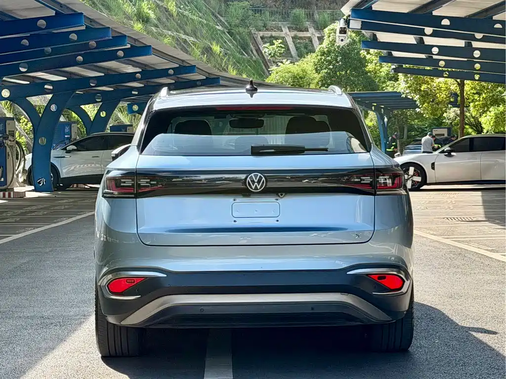 Volkswagen ID.4 X 2021 — фото 5