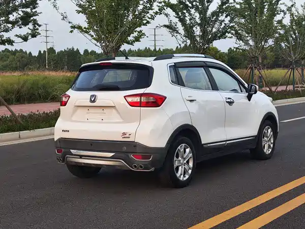 Changan CS15 2016
