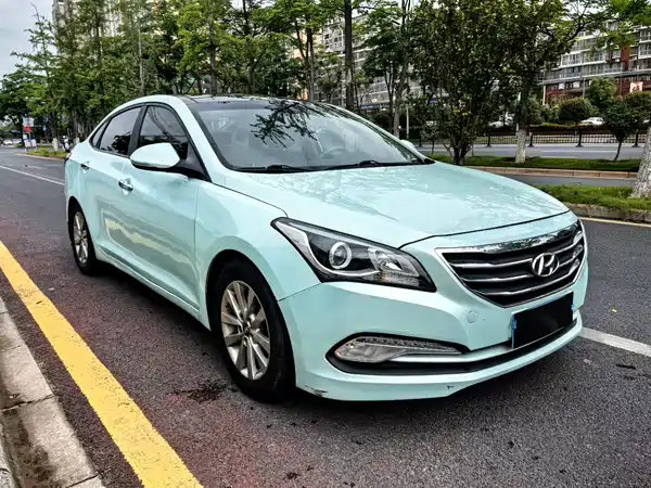 Hyundai Mistra 2014