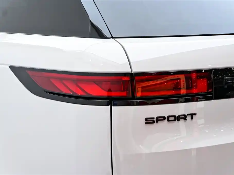 Land Rover Sport 2022 — фото 9