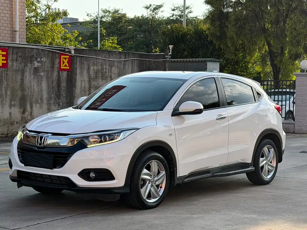 Honda Vezel 2019 — фото 1