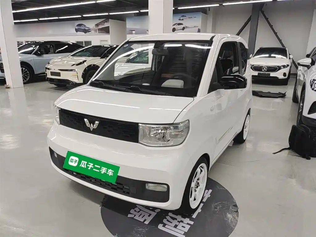 Wuling MINIEV 2020 — фото 2