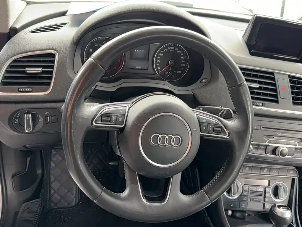Audi Q3 2014 — фото 3