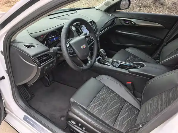 Cadillac ATS-L 2017