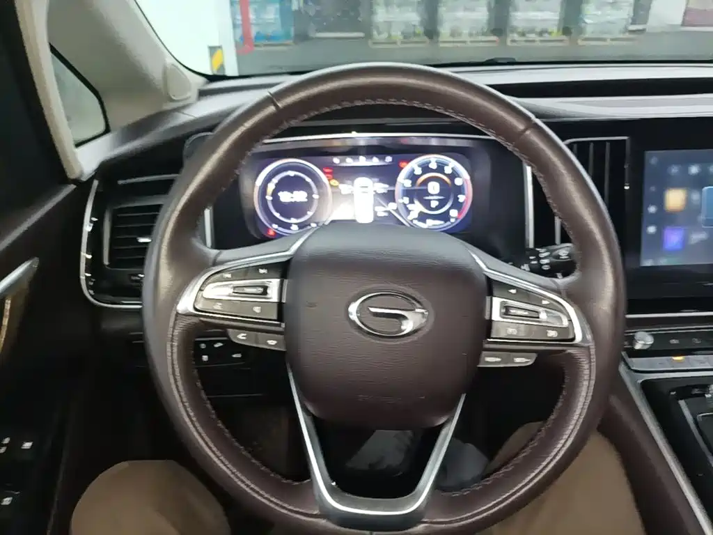 GAC Trumpchi M8 2022 — фото 3