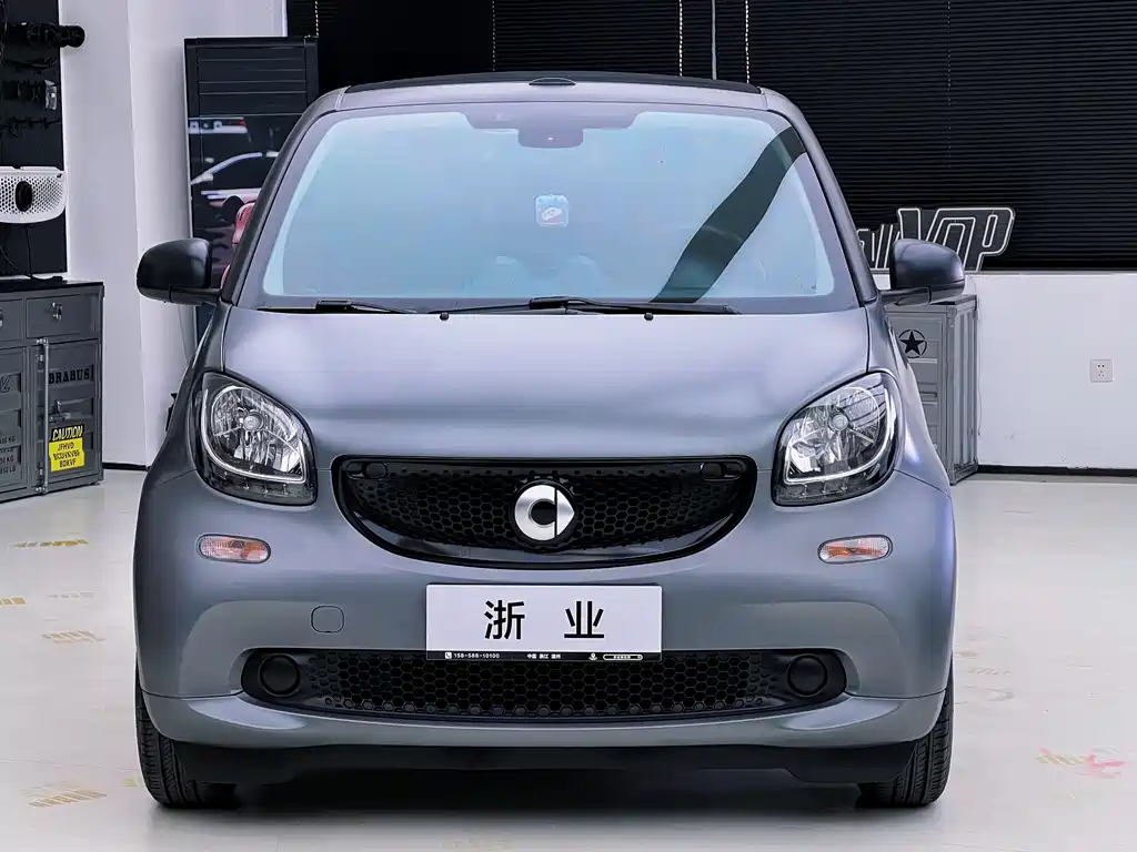 smart Fortwo 2017 — фото 4