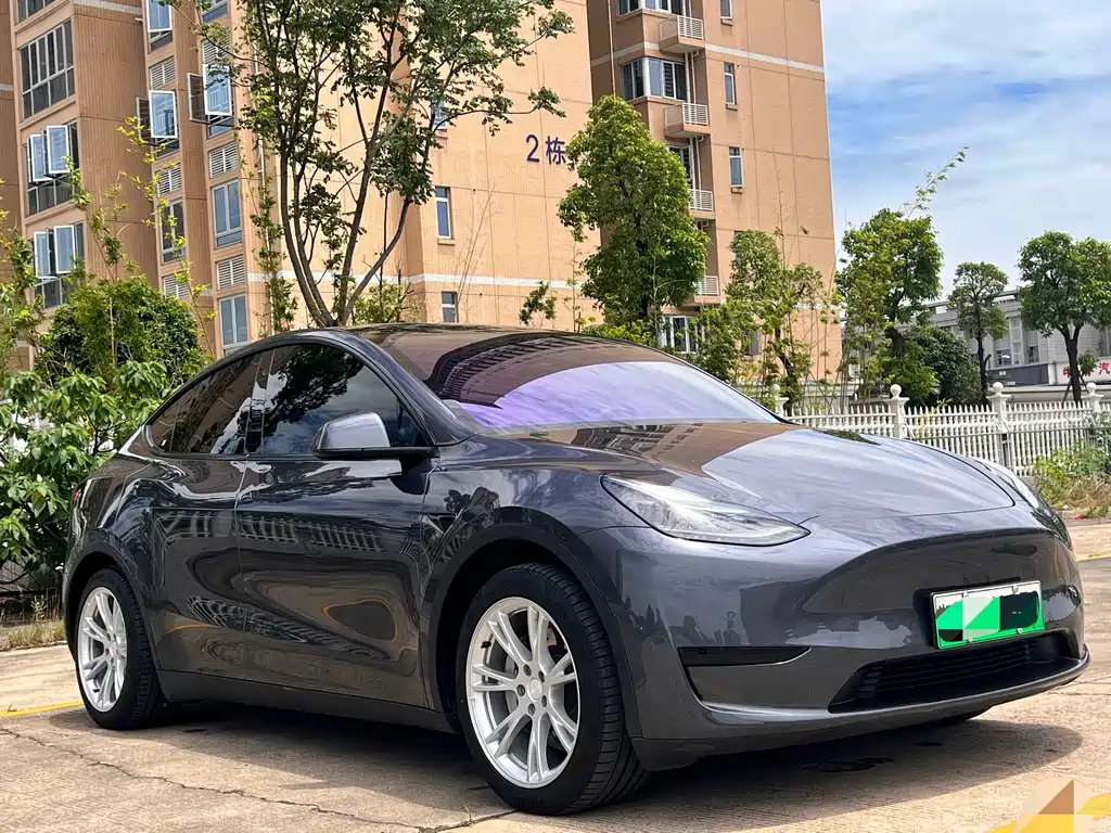 Tesla Model Y 2022 — фото 6