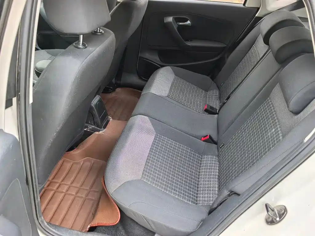 Volkswagen Polo 2015