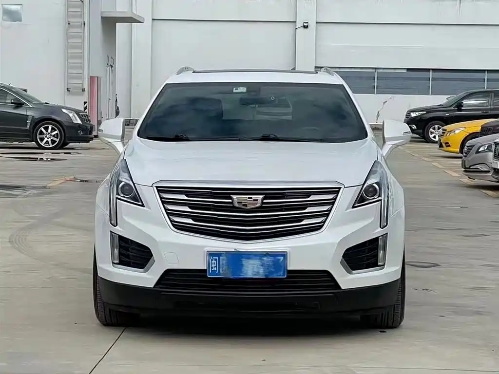 Cadillac XT5 2019 — фото 2