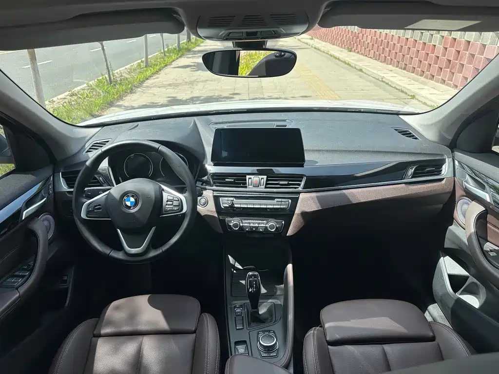 BMW X1 2022 — фото 6