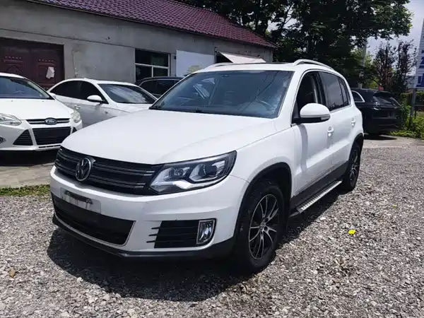 Volkswagen Tiguan 2015