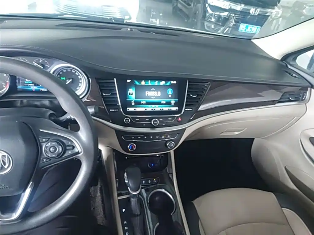 Buick Verano 2018 — фото 10