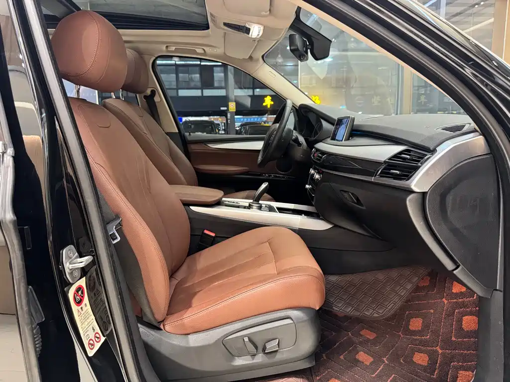 BMW X5 2018 — фото 15